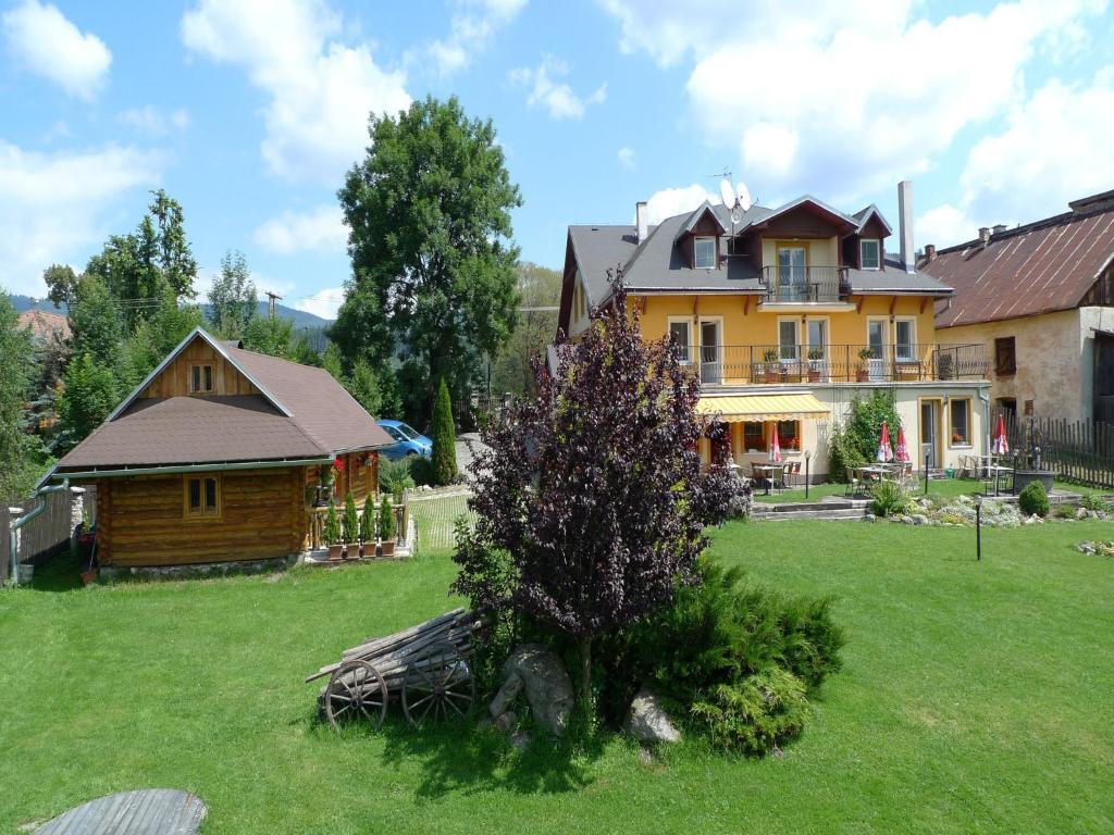 Penzion Fantazia Michalova - Brezno-Muranska Planina Экстерьер фото